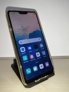 Oppo F7  with freebies (READ DESC. CAREFULLY!)