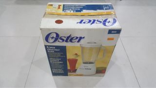 Oster Blender. Like New