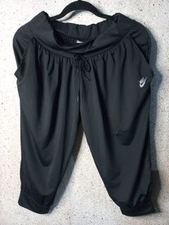 Preloved Nike black sports wear shorts