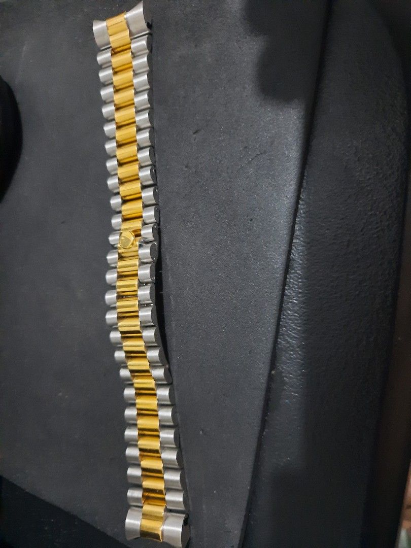 President watch strap (Category: Men's Watches) located in Bacolod City. Submitted by valuabletime79 (Listing ID 1302680365, Image 1). Description: 20mm president strap stainless steel great with date just and day date design watches. 2 tone color.