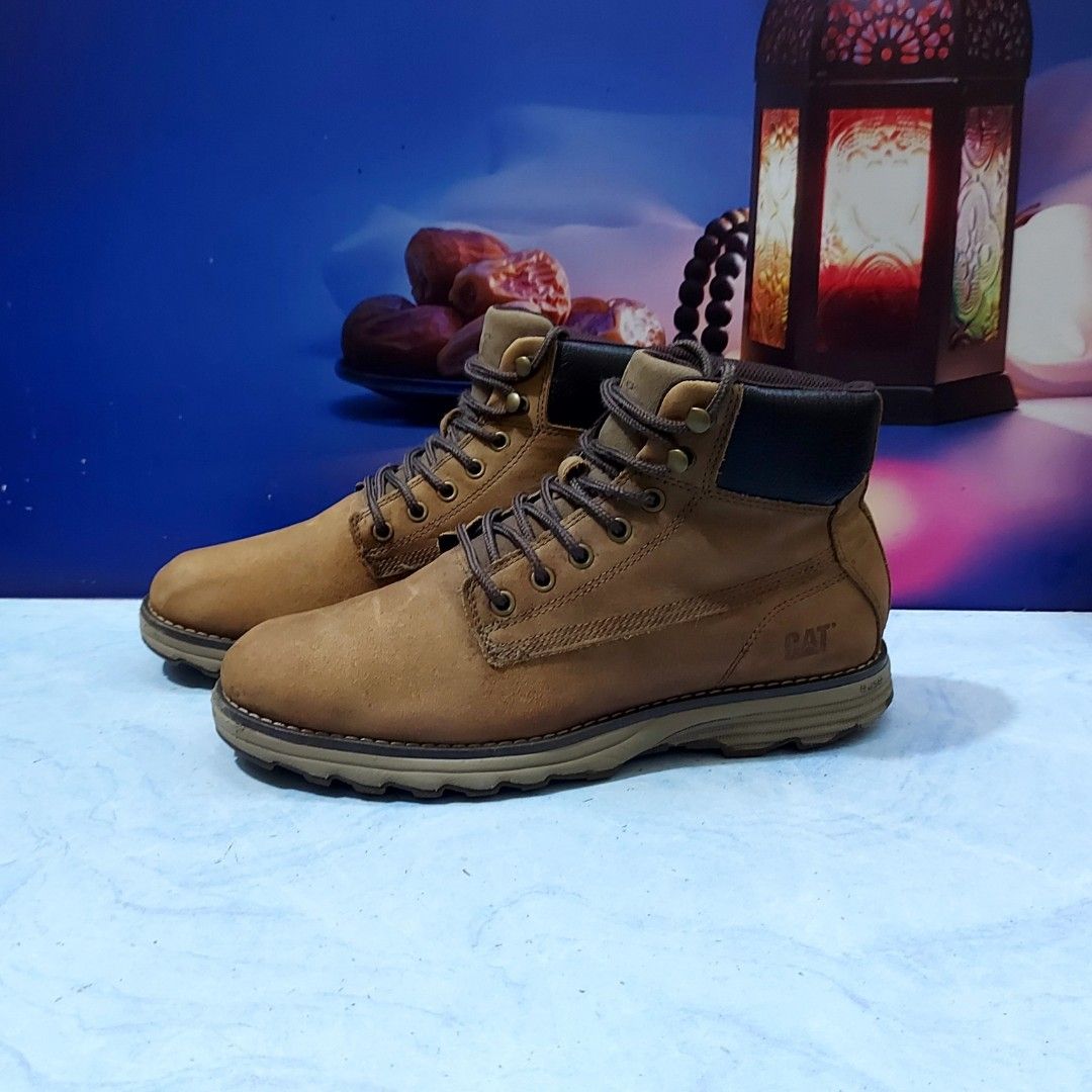 Caterpillar intake boots top