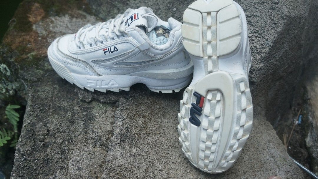 Sepatu Sneakers Fila Disruptor II size 35 Fesyen Wanita Sepatu di Carousell