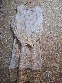 （分類：）位於 。 由 mia_retail 提交（商品編號 1302571326，圖片 1）。簡介： 。