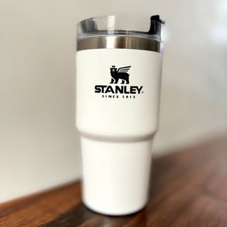 Stanley Vacuum Insulated Tumbler 20 oz White (Php750 LAST Price)