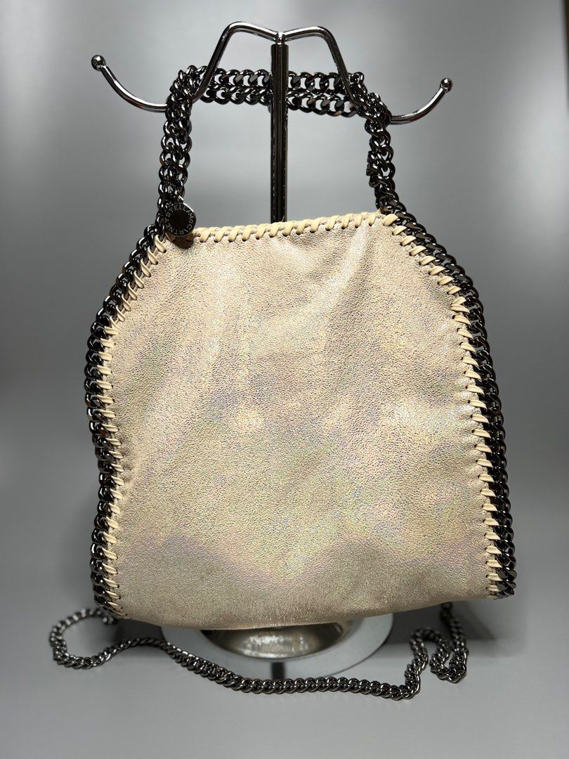 Stella McCartney Falabella Perled (Category: Luxury Bags & Wallets) located in Manila. Submitted by zapantaesther (Listing ID 1302696946, Image 1). Description: Stella McCartney Falabella 2 way bag can be used as handbag or sling bag No issues In excellent condition.