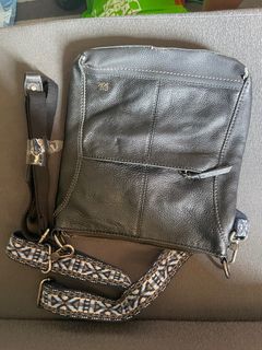 (Kategori: ) berada di . Dikirim oleh launilani (ID iklan 1302637218, Gambar 1). Deskripsi: .
