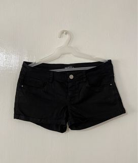 Terranova black shorts