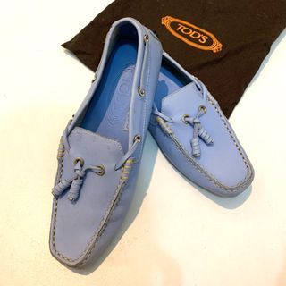 Tods Blue Leather Lofers