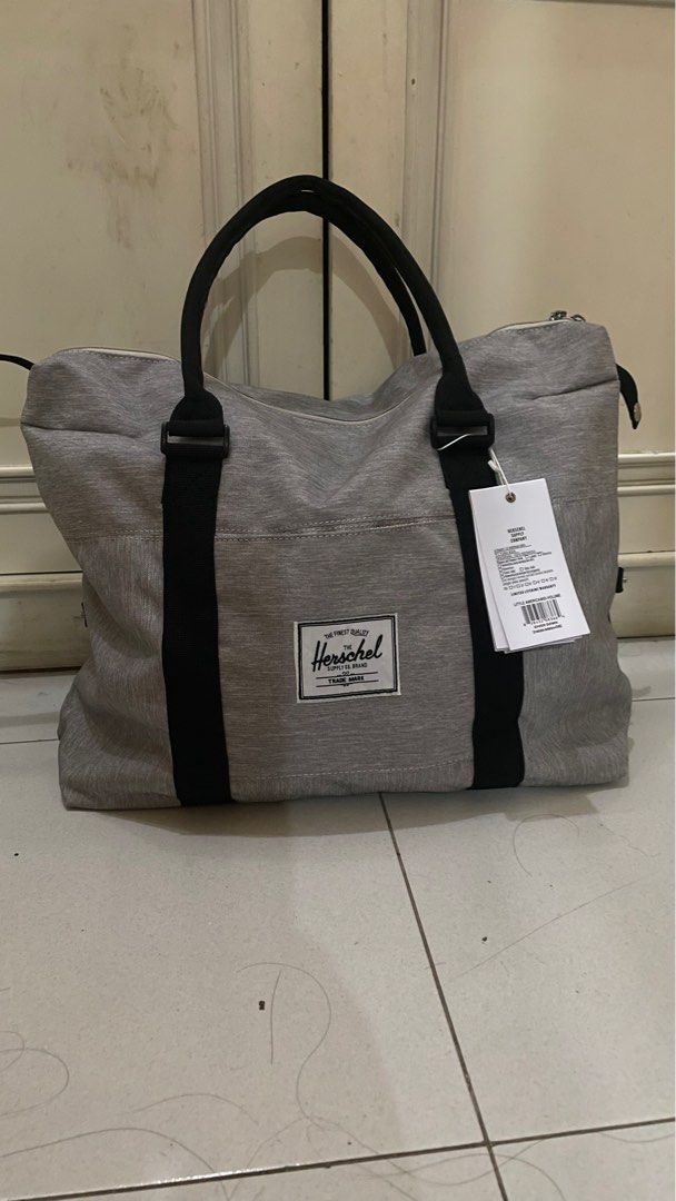 Totebag canvas herschel, Barang Mewah, Tas Dompet di Carousell