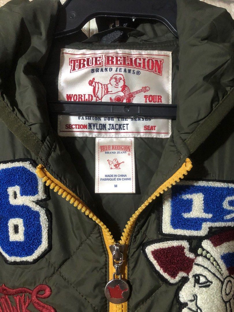True Religion Nylon diamond hoodie jacket (Category: Coats, Jackets and Outerwear) located in Manila. Submitted by 1ronman (Listing ID 1302563729, Image 2). Description: Pre-owned Padala from australia 100% original / Legit Hoodie diamond nylon jacket.