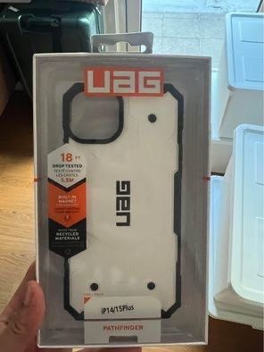 UAG IPHONE 14/15 plus case