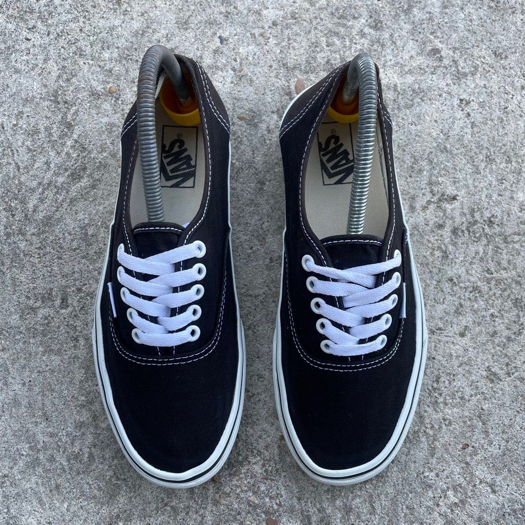 Vans Authentic Black White 7UK RM1OO Men s Fashion Footwear Sneakers on Carousell