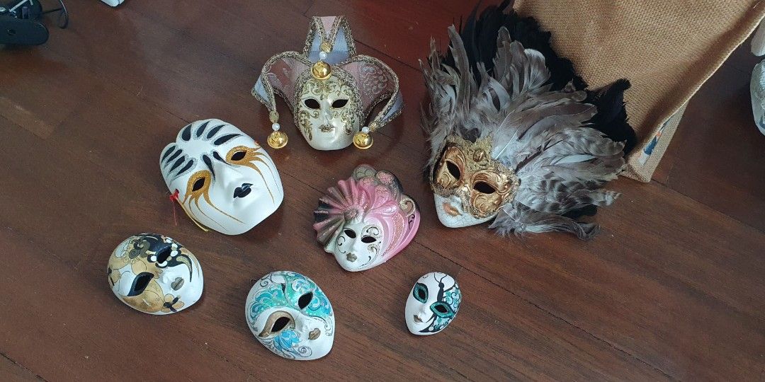 Venetian Masks (Category: Vintage Collectibles) located in Singapore. Submitted by amandarhling (Listing ID 1302619160, Image 1). Description: Authentic decorative venetian masks. all for $20..