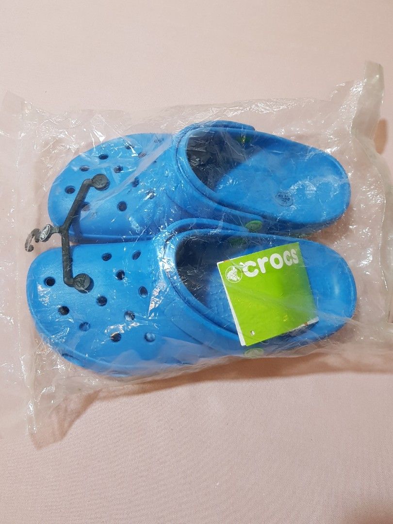 Vintage Crocs Retro Clog M7/W9, Men's Fashion, Footwear, Flipflops and ...