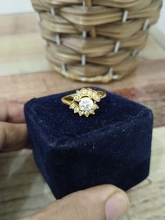 Vintage Gold Tone Crystal Cluster Ring
