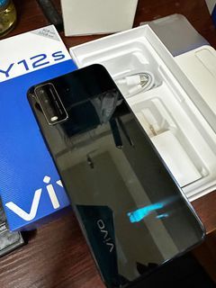 VIVO Y12s 3GB + 32GB Complete Inclusion