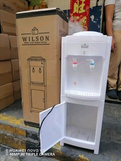 WATER DISPENSER HOT AND COLD BLOWER TYPE