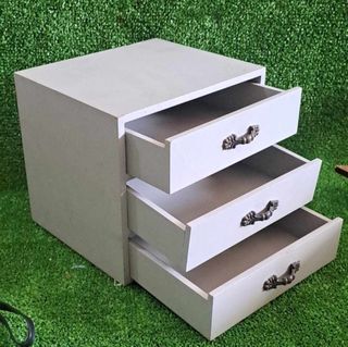 wooden white mini drawer