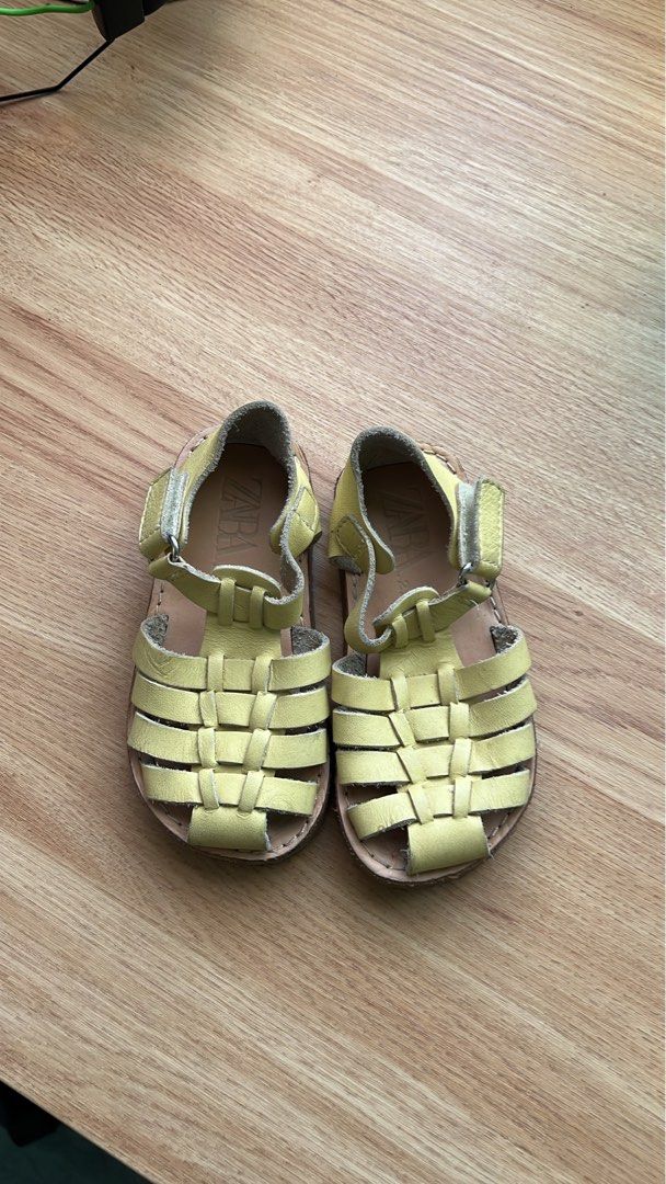 Zara sandals (Category: Babies & Kids Fashion) located in Cavite. Submitted by tuffluv (Listing ID 1302566426, Image 1). Description: .