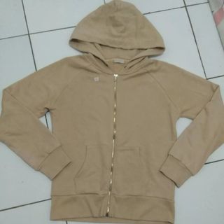(Kategori: ) berada di . Dikirim oleh letmethrift (ID iklan 1302609256, Gambar 1). Deskripsi: .