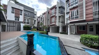 3 Bedroom's - TOWNHOUSE in Congressional near Tandang Sora QC