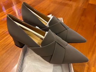 （分類：）位於 。 由 de_lux2021 提交（商品編號 1302831555，圖片 1）。簡介： 。
