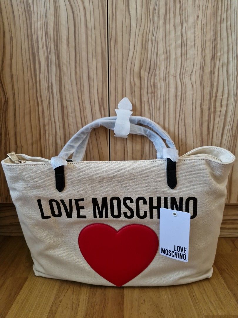 New Love Moschino bag