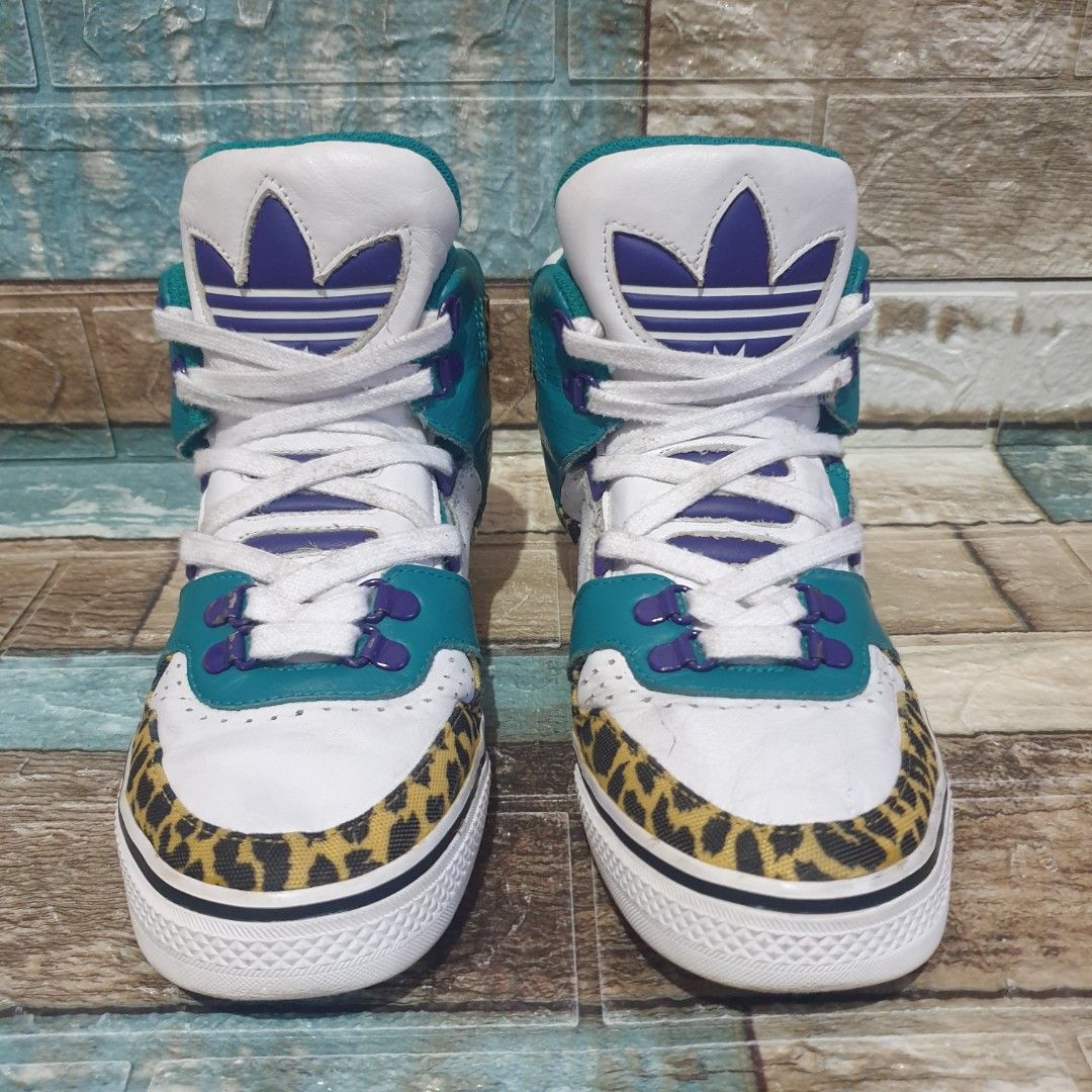 Jeremy scott flintstones adidas on sale