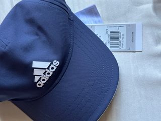 Adidas Unisex Cap (bn with tag)