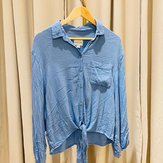 American Eagle Outfitter Dusty Blue Tie Knot Top