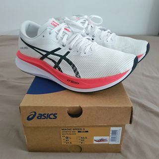 (Category: ) located in . Submitted by sneakerboxx (Listing ID 1302750328, Image 1). Description: .