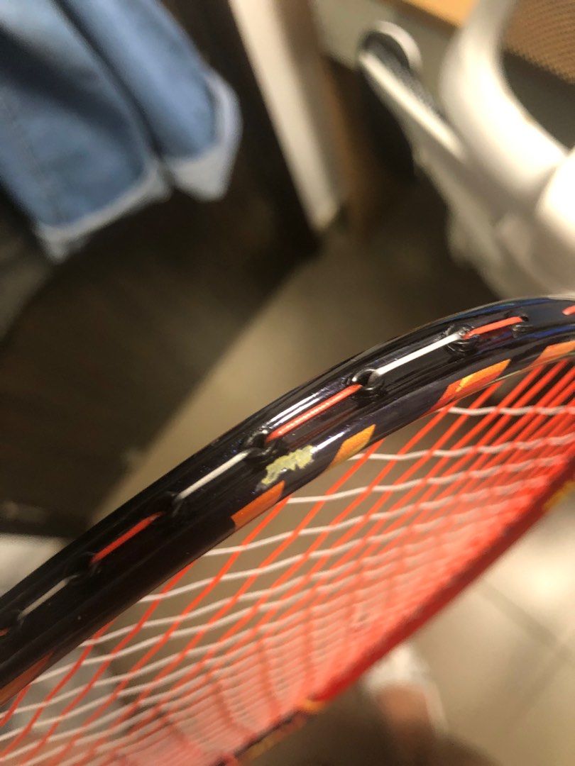 ASTROX 99game AX99game 4ug5 （分類：運動與體育 - 球拍和球類運動）位於 Hong Kong。 由 jacky.pro 提交（商品編號 1302828059，圖片 7）。簡介： 剩係得圖4圖5圖6甩漆 其他嘢正常 啱啱穿咗新線 ab 26-28 4ug5。