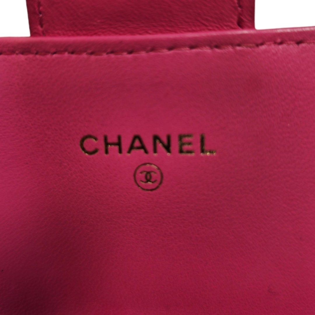 Authentic CHANEL Flap Compact Wallet (Category: Luxury Bags & Wallets) located in Quezon City. Submitted by manerarestorationservices (Listing ID 1302826178, Image 2). Description: Guaranteed authentic *Brand: CHANEL FLAP Compact wallet —MISSING HOLO— *Materials: lambskin Leather *Color: pink /gold HARDWARE *Size: long *Condition: 9/10 -Used * Inclusions: box and dust-bag Open for LAYAWAY 20% down payment 80% payable in 60 - 90 days with 0 intere