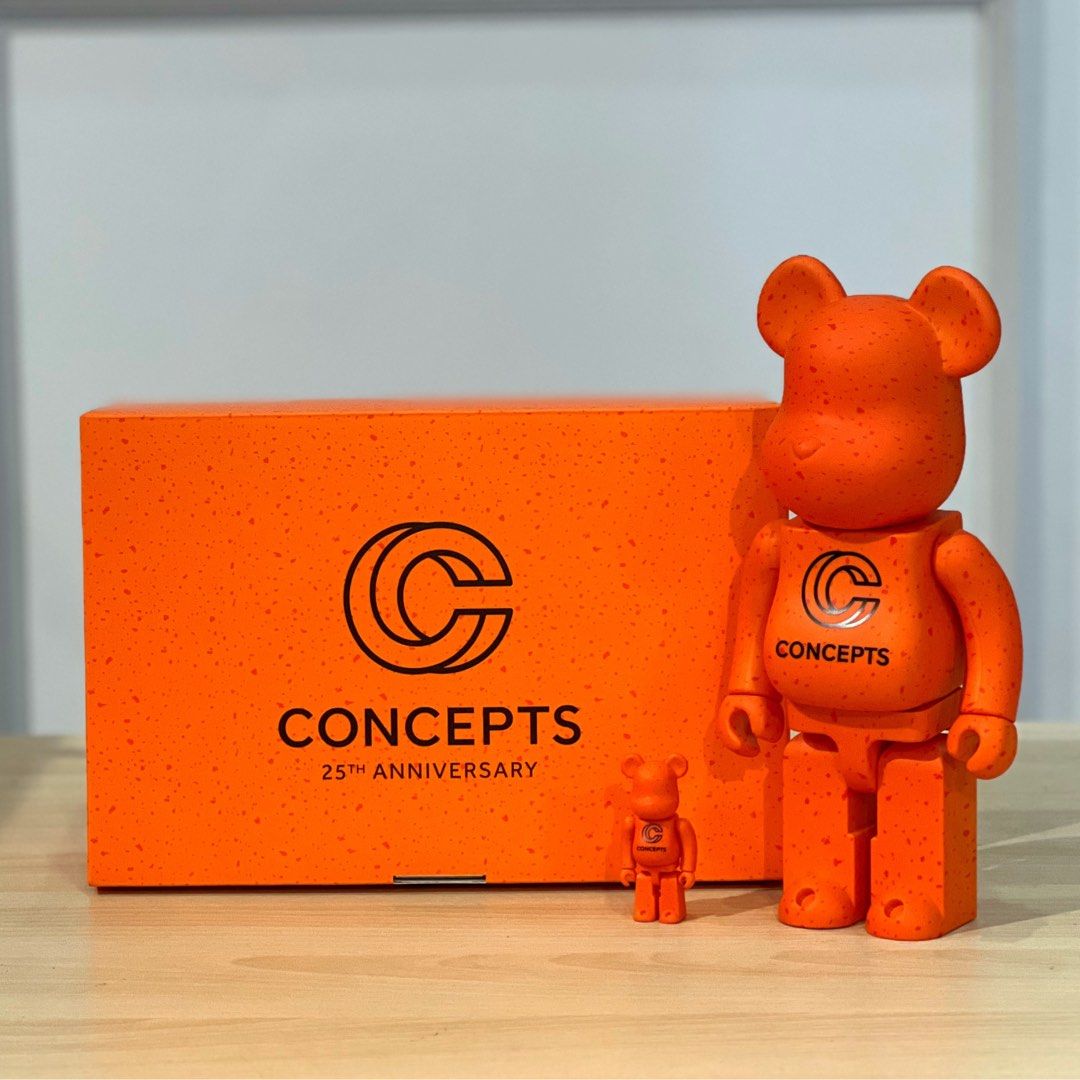 concepts lobster bearbrick