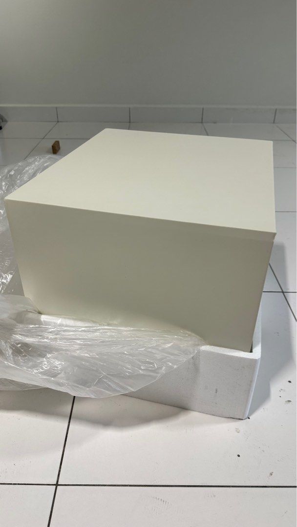 Bedside table (Category: Tables & Sets) located in Petaling Jaya. Submitted by ronnie1021 (Listing ID 1302727591, Image 3). Description: This brand new bedside table. Reason for sale. Can’t fit in my place. .