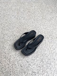 Black Sandals / Slippers with Heels
