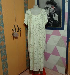 Brand New With Tag 100% cotton nightgown