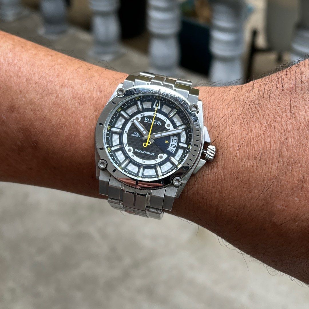 BULOVA Precisionist 96B131 Quartz (Category: Men's Watches) located in Quezon City. Submitted by kindleton (Listing ID 1302815035, Image 2). Description: - Dial: black/silver - Movement: quartz - Material: stainless steel - Case Diameter: approx. 46mm - Waterproof 300m.