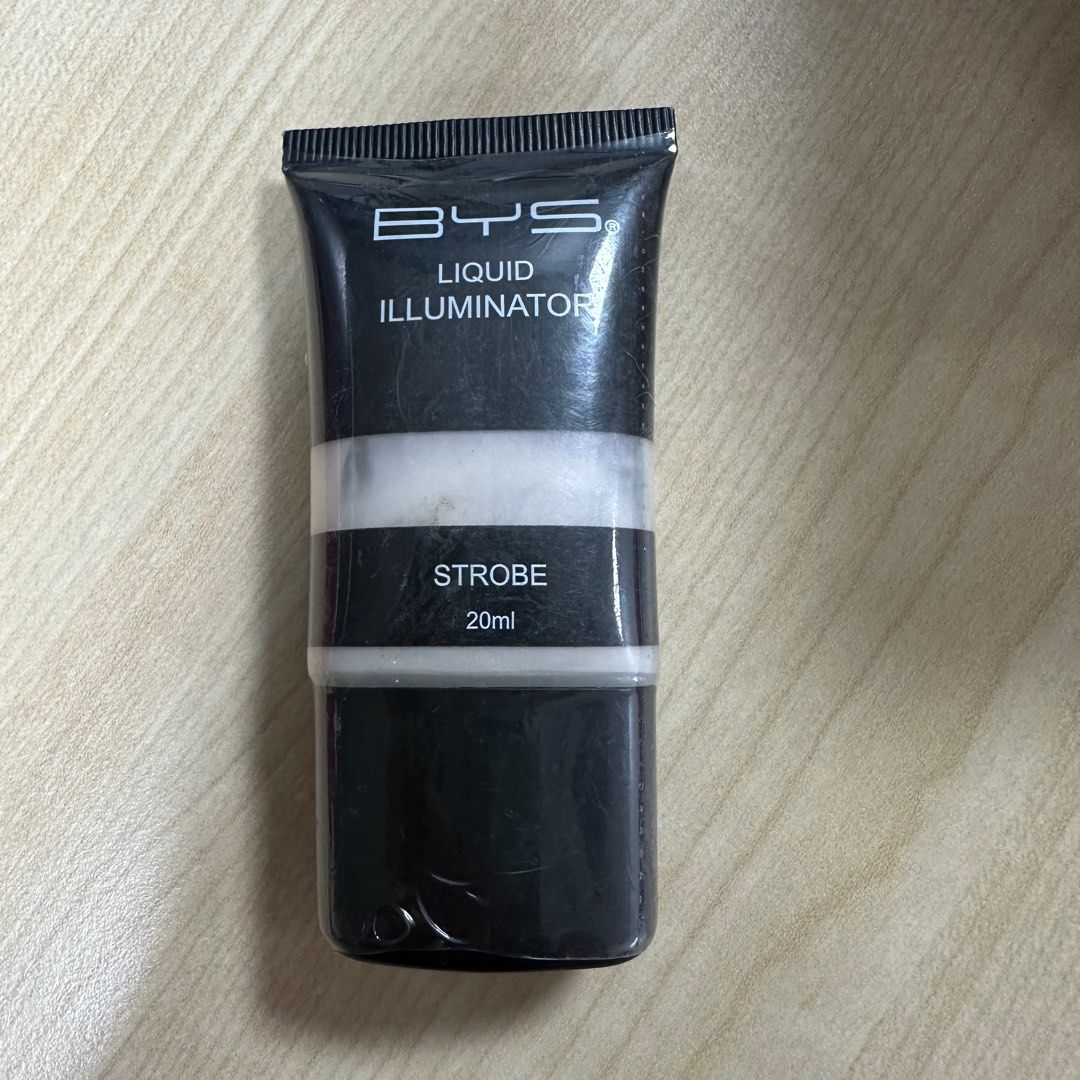 BYS Liquid Illuminator Strobe 20ml (Category: Makeup) located in Taguig. Submitted by flores_shop (Listing ID 1302816614, Image 1). Description: Complexion enhancer.