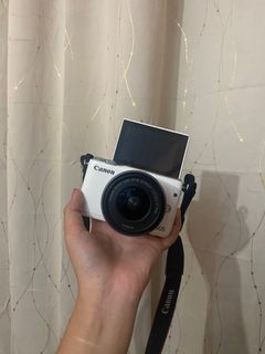Canon EOS M10 (for rent)
