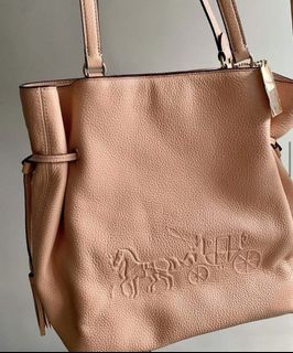 (Category: ) located in . Submitted by preloved.lulus (Listing ID 1302890980, Image 1). Description: .
