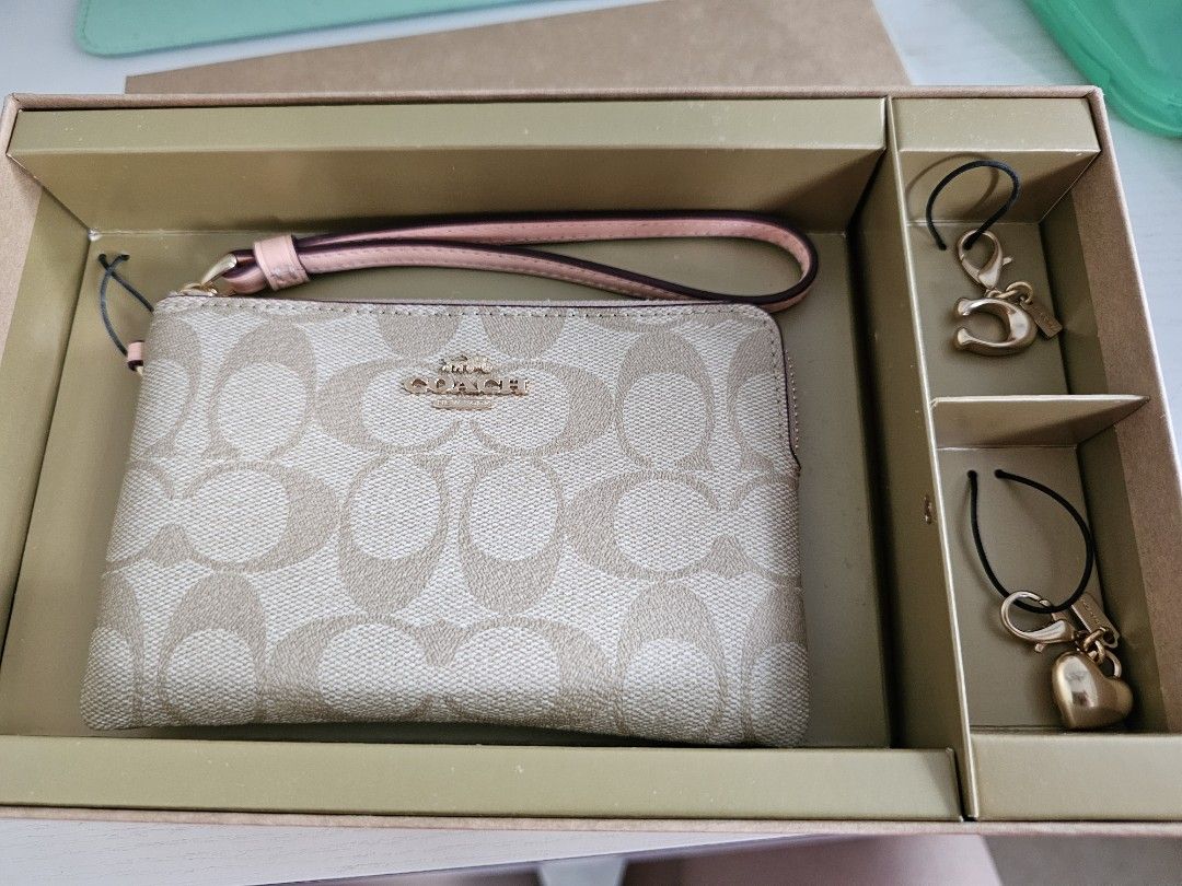 Coach Wristlet Gift Box