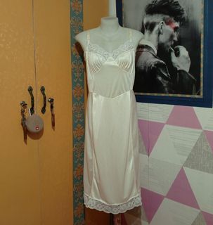 Comfy Plus Size Vintage Nightgown