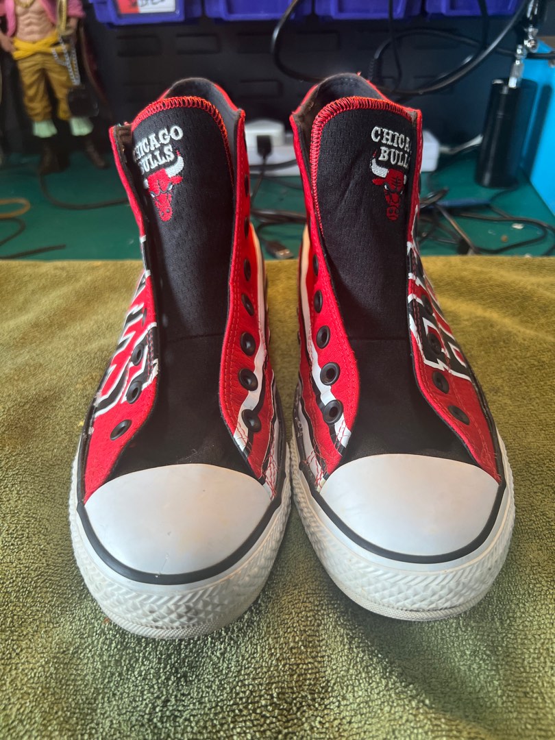 Converse Chicago Bulls Restoration Men s Fashion Footwear Sneakers on Carousell