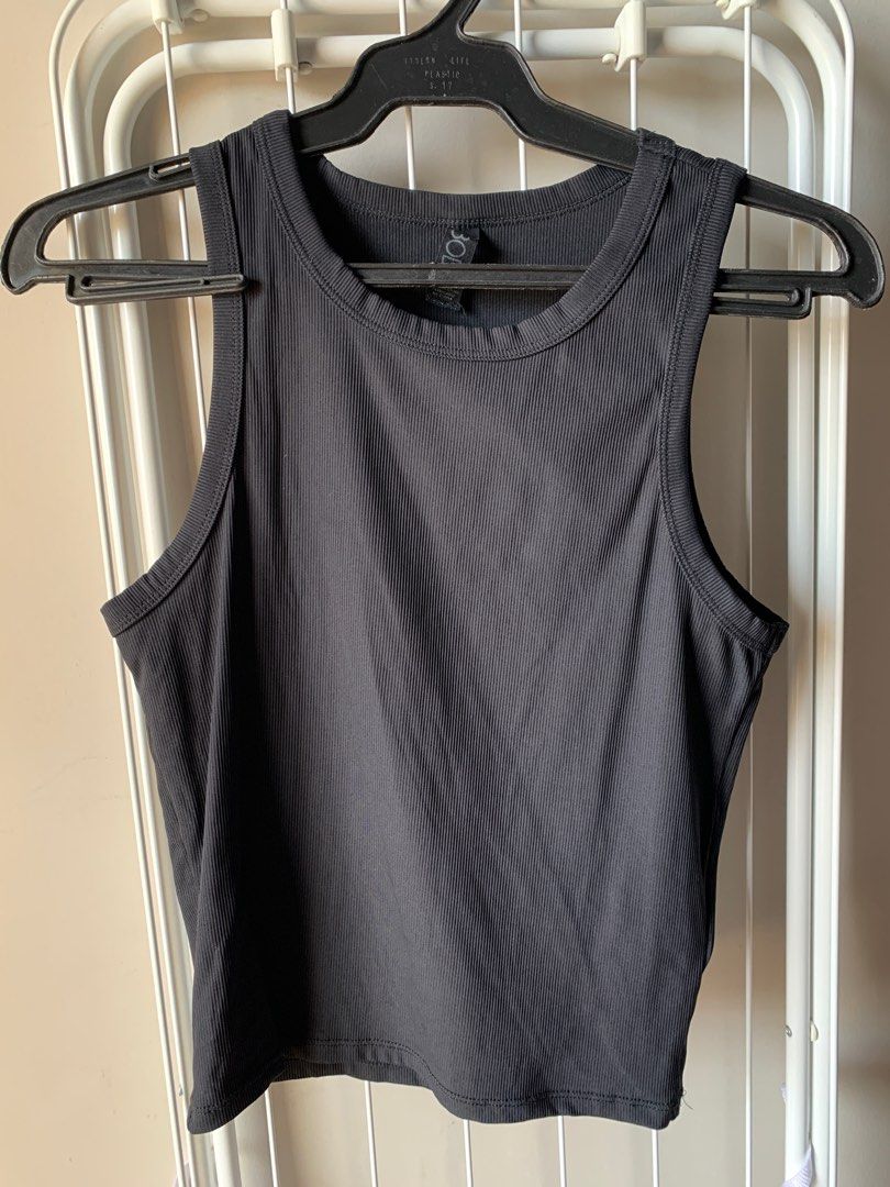 Cotton On - Active Rib Tank Top - S (Category: Sleeveless) located in Pasay City. Submitted by rfdu22 (Listing ID 1302795195, Image 1). Description: Size: S Color: Black Shipping must be shouldered by buyer..