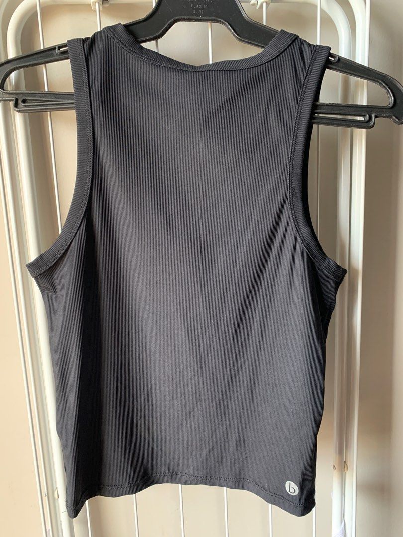 Cotton On - Active Rib Tank Top - S (Category: Sleeveless) located in Pasay City. Submitted by rfdu22 (Listing ID 1302795195, Image 2). Description: Size: S Color: Black Shipping must be shouldered by buyer..