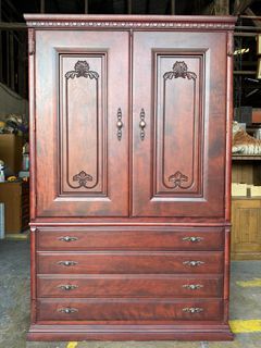 Elegant solid wood wardrobe cabinet