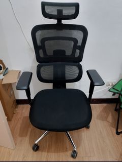 Ergonomic Executive office Chair