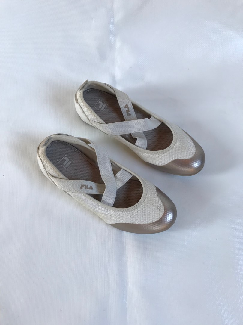 Fila Strap Mesh Ballet Flats Women s Fashion Footwear Flats Sandals on Carousell