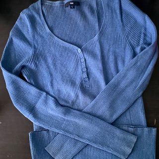 GAP Blue Long Sleeve Top